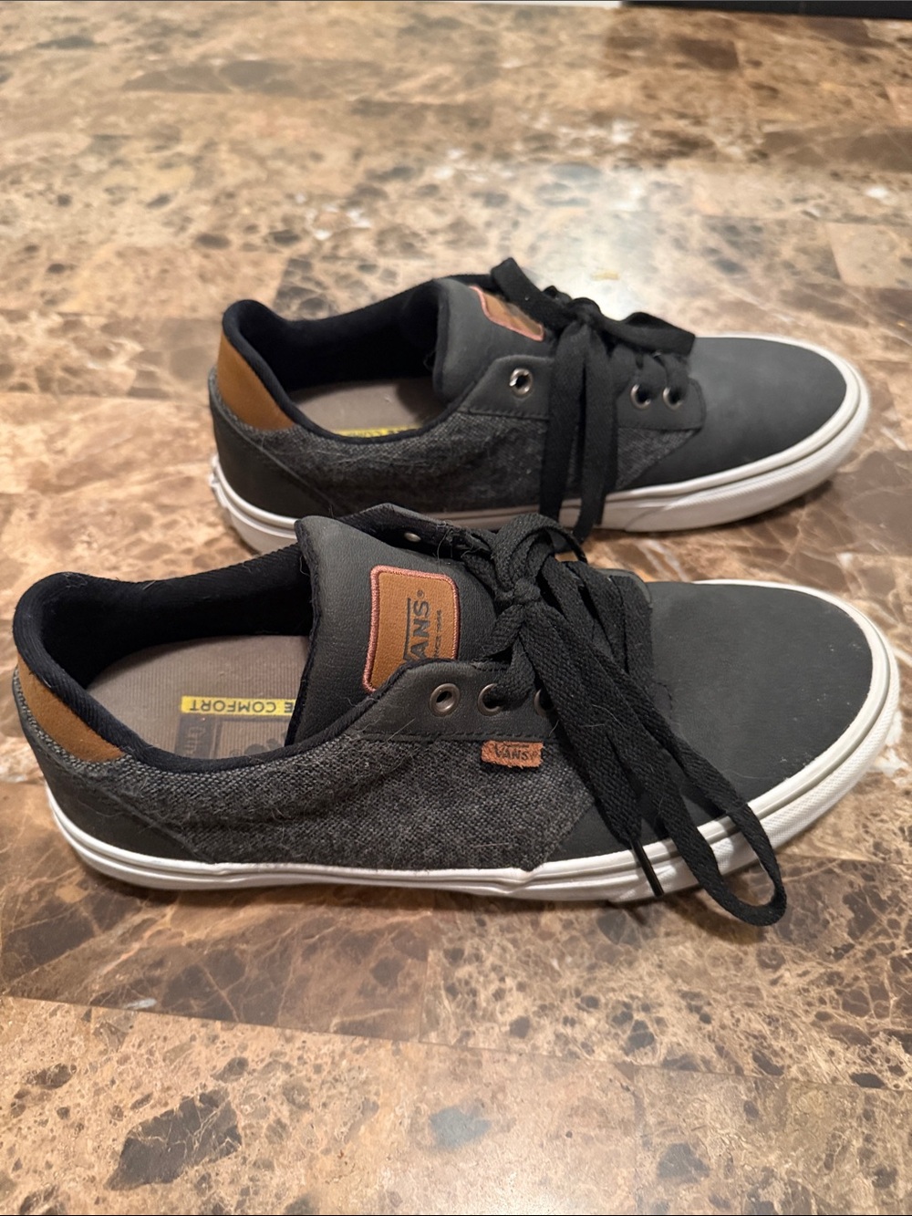 Vans Black Canvas Low-Top Sneakers with White Sole and Brown Accent - Picture 4 of 6
